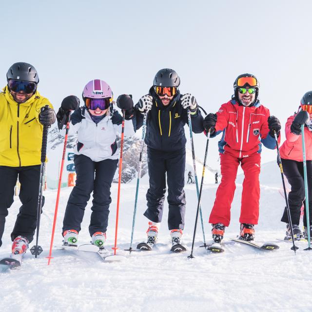 282-les-2-alpes-automne-hiver-groupe-humain-ski.jpg