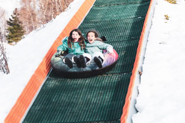 Enfants Luge Airbag Saut Jump Les 2 Alpes