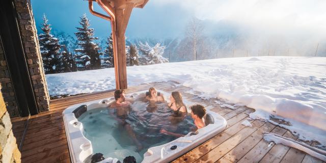 jacuzzi-montagne-chalet-les-deux-alpes.jpg