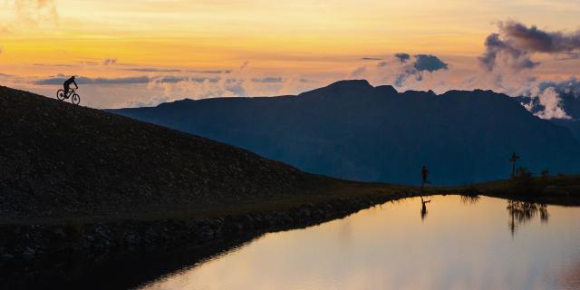 panorama-trail-vtt-ete-les2alpes.jpg