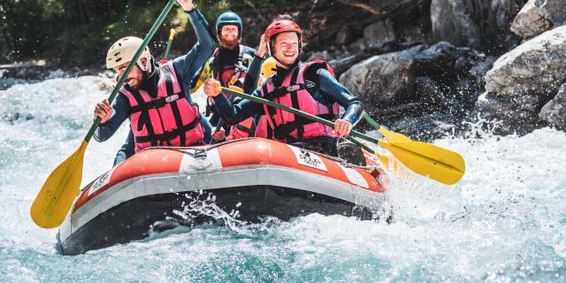 rafting-amis-ete-les2alpes-veneon-eaux-vives.jpg