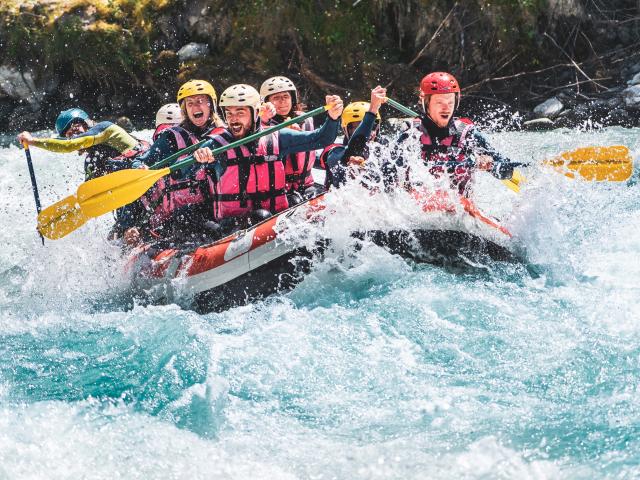 activites-rafting-ami-veneon-1.jpg