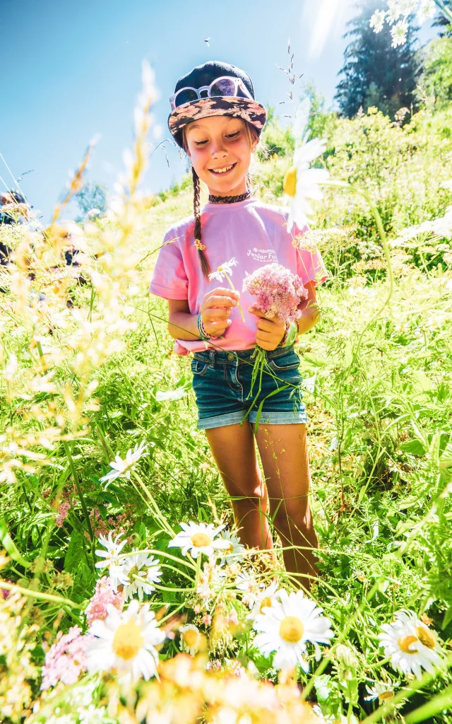 enfant-nature-les-2-alpes.jpg