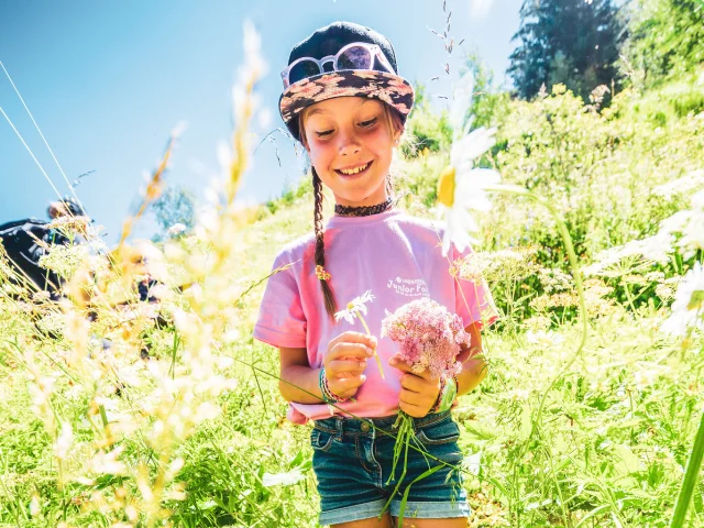 enfant-nature-les-2-alpes.jpg