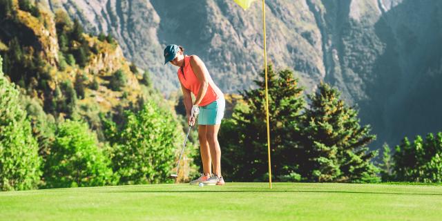 golf-club-les-2-alpes.jpg