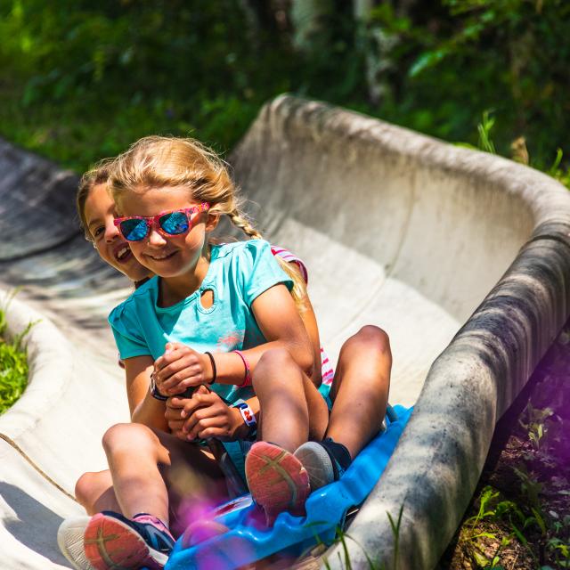 luge-ete-enfants-les-2-alpes.jpg