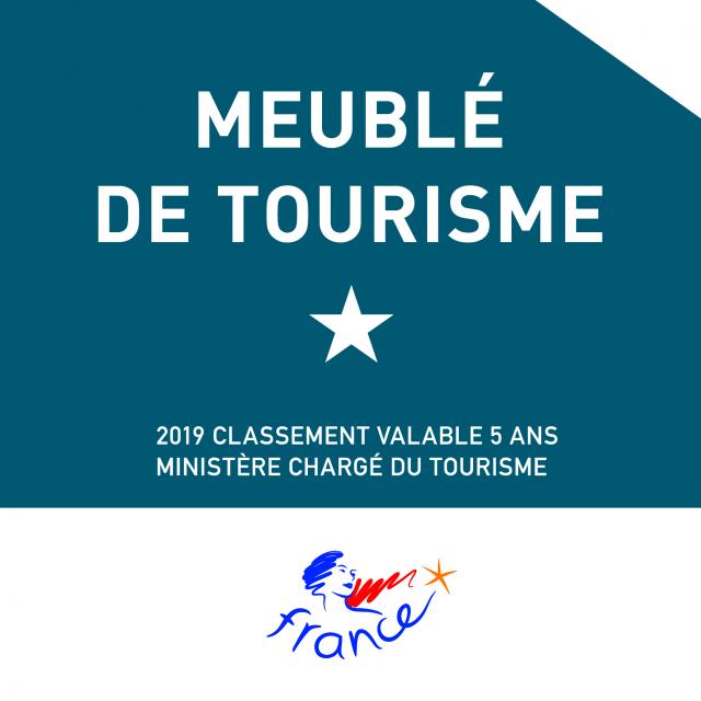 plaque-meuble-tourisme1-2019.jpg