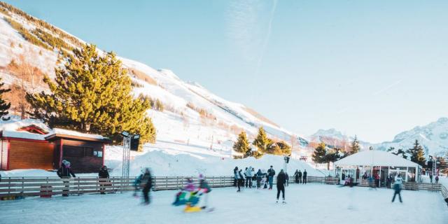 patinoire-plein-air-e1641999413366.jpg