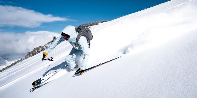 ski-poudreuse-en-hiver.jpg