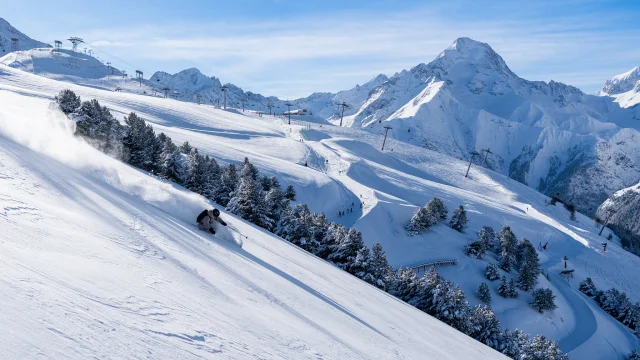 ski-Les-2-Alpes-en-hiver.jpg